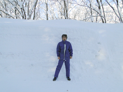 ペンションアウラの周辺で２メートルくらいの積雪